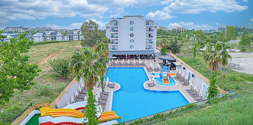 Q Ella Beach Hotel Genel 1